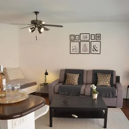 Grand Climatisé Proche Plages Juan Les Pins Apartamento